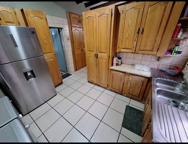 3 BEDROOM HOUSE FOR SALE IN VANDERBIJLPARK SE 7